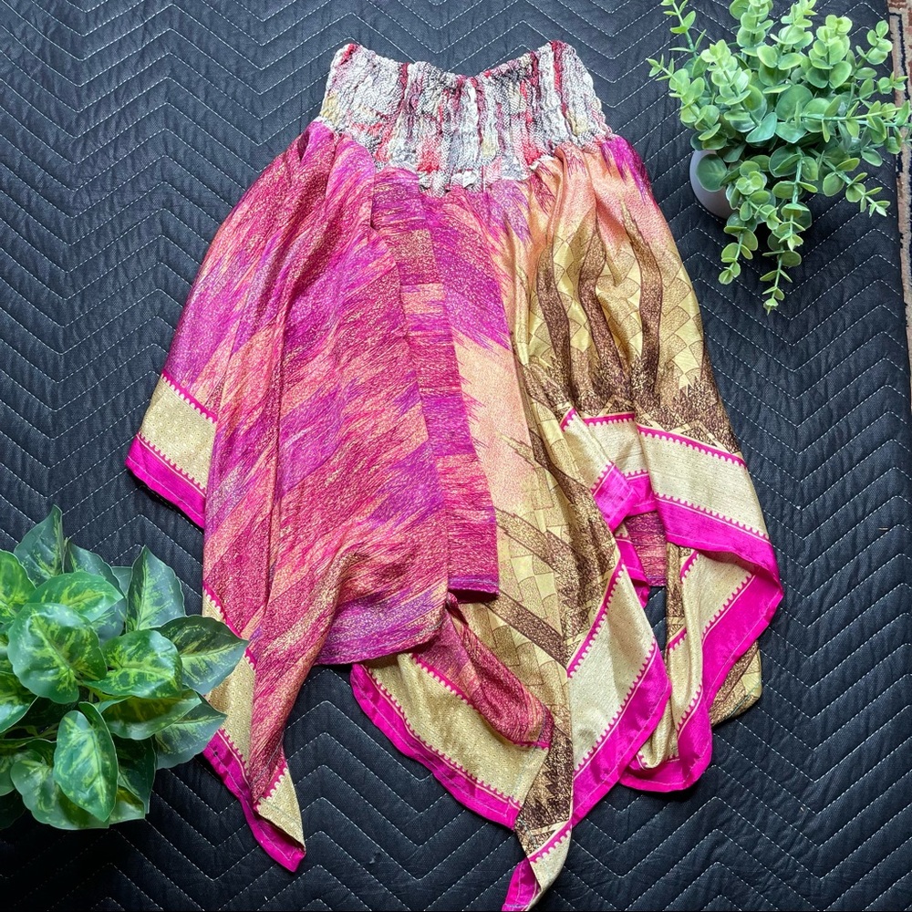 Flowy Asymmetrical skirt